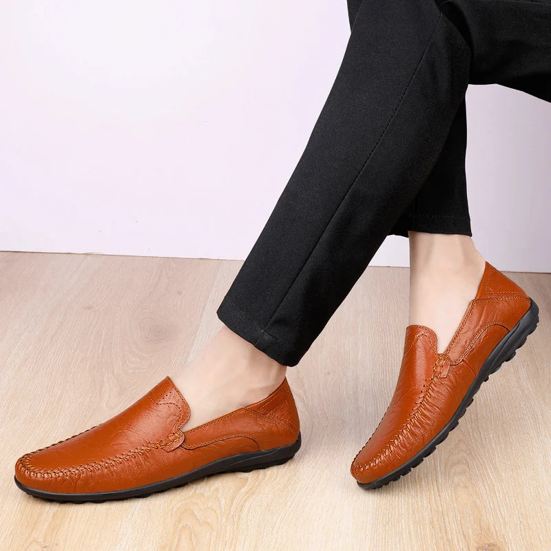 CLOHOO Men’s Business Casual Leather Shoes – Comfortable Breathable Cowhide with Durable Rubber Sole