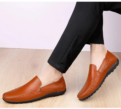 CLOHOO Men’s Business Casual Leather Shoes – Comfortable Breathable Cowhide with Durable Rubber Sole