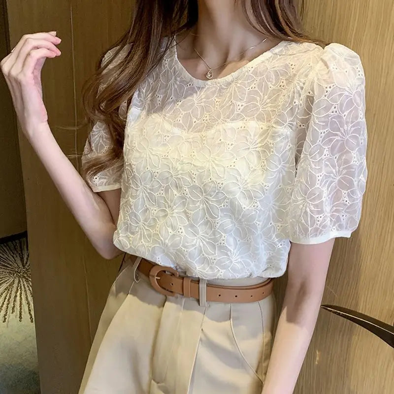Female Tops Embroidery With Puffy Sleeves Women's Shirt And Blouse Lace Korea Stylish Elegant Social Economic Aesthetic Hot 2024