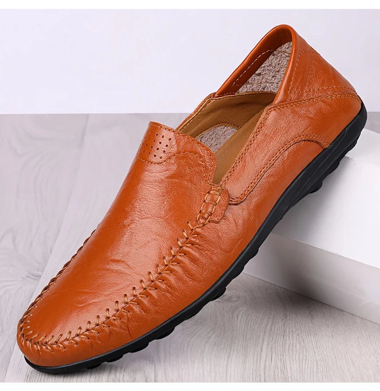 CLOHOO Men’s Business Casual Leather Shoes – Comfortable Breathable Cowhide with Durable Rubber Sole