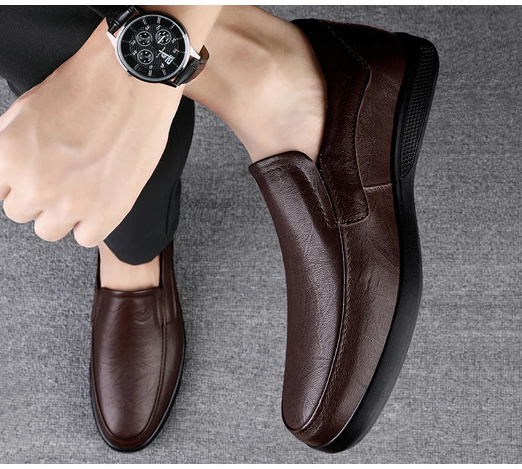Men’s Business Casual Shoes – Handmade Layered Cowhide Leather with Durable Rubber Bottom for Office & Leisure