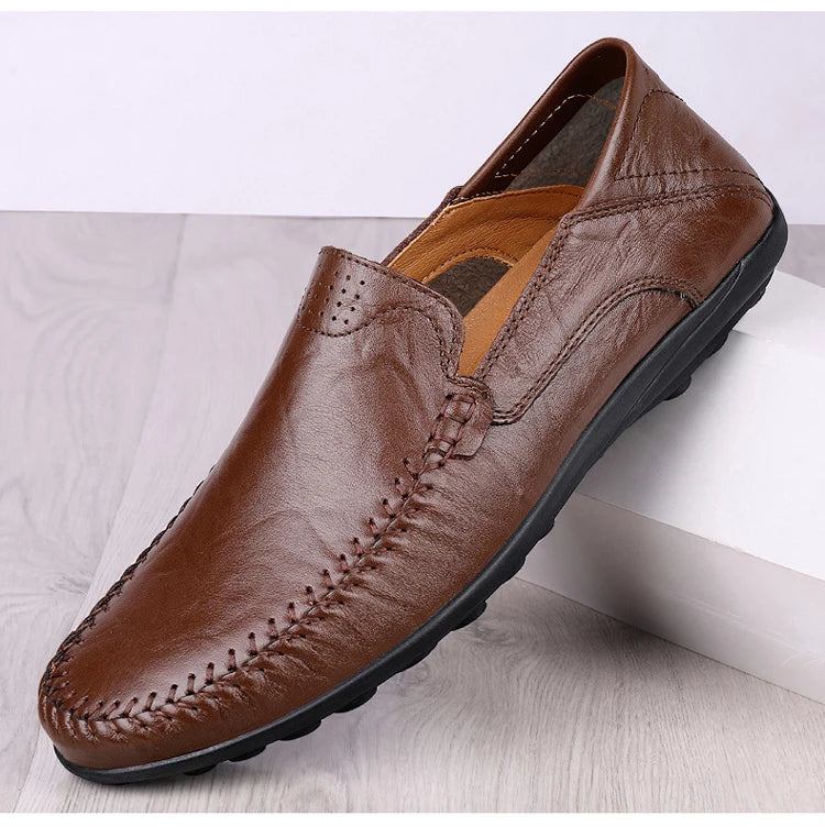 CLOHOO Men’s Business Casual Leather Shoes – Comfortable Breathable Cowhide with Durable Rubber Sole