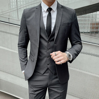 Classic 3-Piece Suit – Timeless Gentleman’s Style for Business, Weddings & Special Occasions