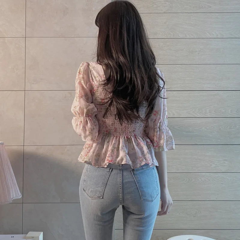 Chic Summer Floral Blouse – Elegant Lantern Sleeve Style for Every Occasion
