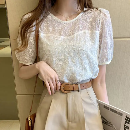 Female Tops Embroidery With Puffy Sleeves Women's Shirt And Blouse Lace Korea Stylish Elegant Social Economic Aesthetic Hot 2024
